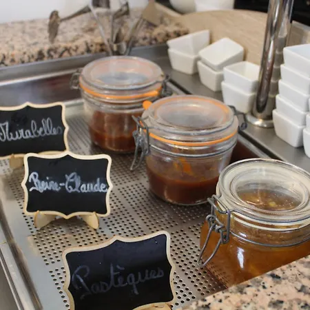 Le Grand Couvent De Отель 3*