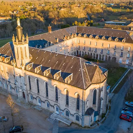 Le Grand Couvent De Gramat