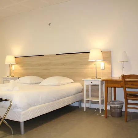 Le Grand Couvent De Hotel 3*