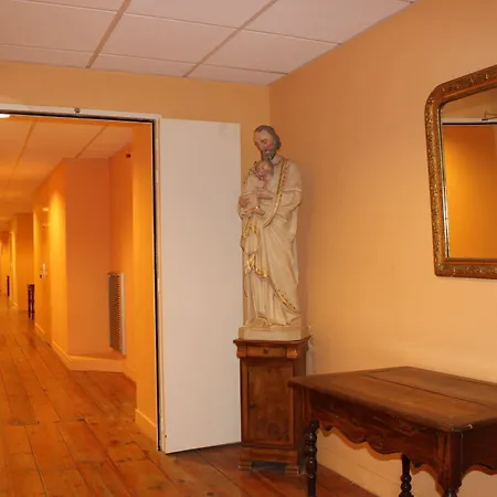 Отель Le Grand Couvent De 3*