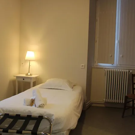 Le Grand Couvent De Hotel 3*