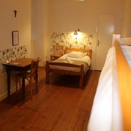 Hotel Le Grand Couvent De 3*